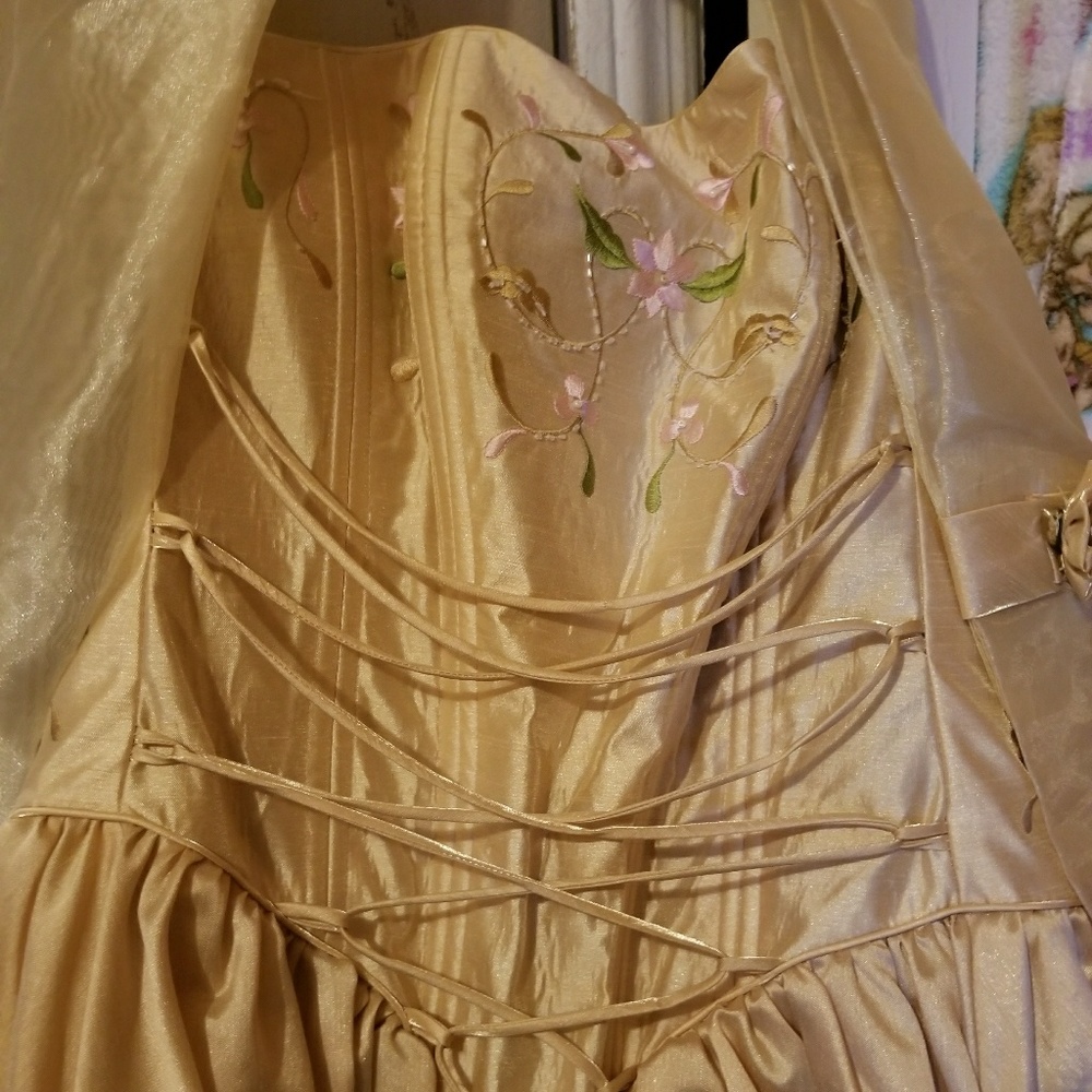 dress